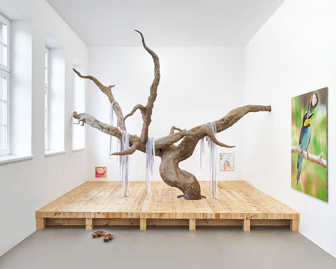 Trzepot skrzydeł w koronach drzew – wystawa – kuratorka: Gabriela Warzycka-Tutak